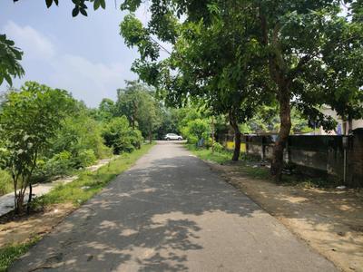 Image of 750 Sq.ft Residential Plot / Land for sale in Chi IV, Greater Noida for Rs. 90000000