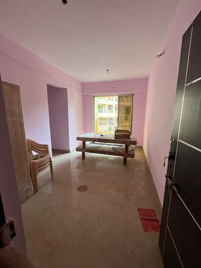 Kalyan West Main Image 1