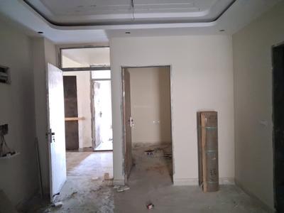 Living Room Image of 980 Sq.ft 2 BHK Apartment / Flat for sale in GCM Gomati Apartment, Sector 49 Noida for Rs. 4200000