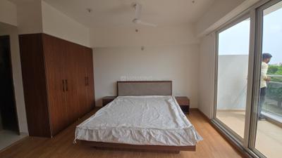Bedroom Image of 690 Sq.ft 1 BHK Apartment / Flat for rent in Godrej Golf Link, Jaypee Greens Greater Noida for Rs. 30000