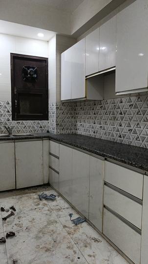 Govindpuri Main Image 1