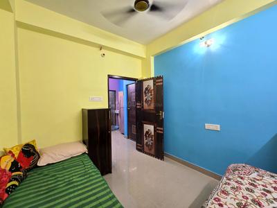 Bedroom Image of 500 Sq.ft 2 BHK Apartment / Flat for rent in Tangra Kolkata for Rs. 17400