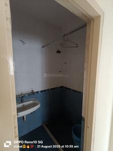 Bathroom Image of 650 Sq.ft 2 BHK Apartment / Flat for rent in Sion Koliwada Mumbai for Rs. 53000