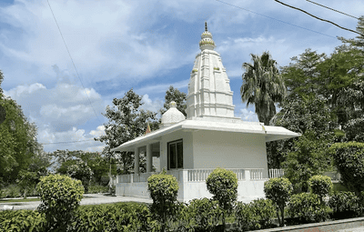 Image of 800 Sq.ft Residential Plot / Land for sale in Hi link Premium Corridor, Super Corridor, Indore for Rs. 3975000