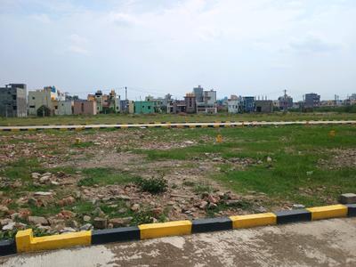 Image of 650 Sq.ft Residential Plot / Land for sale in Red Hills, Chennai for Rs. 2014350