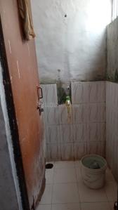 Bathroom Image of 400 Sq.ft 1 BHK Builder Floor for sale in Alambagh Lucknow for Rs. 1500000