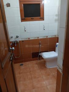 Bathroom Image of 4500 Sq.ft 5 BHK Independent House for sale in Sector 50 Noida for Rs. 62500000