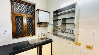 Kitchen Image of 1620 Sq.ft 3 BHK Apartment / Flat for sale in Vivek Vihar New Delhi for Rs. 29000000