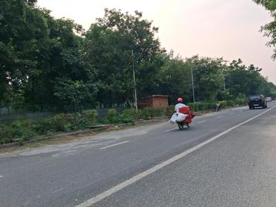 Image of 300 Sq.ft Residential Plot / Land for sale in Sector 105, Noida for Rs. 89000000