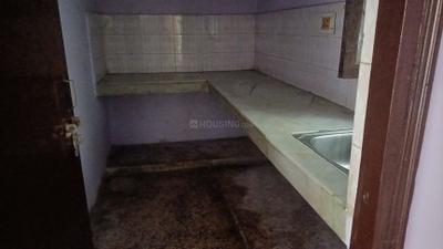 Kitchen Image of 705 Sq.ft 1.5 BHK Apartment / Flat for rent in Patliputra Colony Patna for Rs. 12000