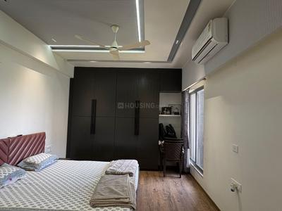 Bedroom Image of 2926 Sq.ft 4 BHK Apartment / Flat for sale in Swati Parkside, Shela Ahmedabad for Rs. 22100000