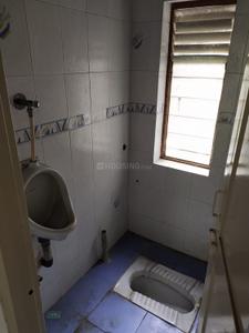 Bathroom Image of 970 Sq.ft 3 BHK Apartment / Flat for rent in Gokulpeth Nagpur for Rs. 20000