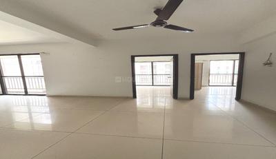 Hall Image of 1247 Sq.ft 2 BHK Apartment / Flat for sale in Darshanam Central Park, Sayajiganj Vadodara for Rs. 4200000