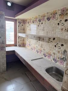 Kitchen Image of 1000 Sq.ft 2 BHK Builder Floor for rent in Dahiawan Chhapra for Rs. 5000