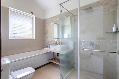 Bathroom Image of 2000 Sq.ft 3 BHK Villa for sale in Anjuna Goa for Rs. 45000000