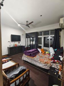 Bedroom Image of 896 Sq.ft 2 BHK Apartment / Flat for sale in Paramount Symphony, Crossings Republik Ghaziabad for Rs. 10000000