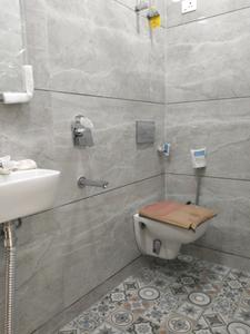 Bedroom One Image of 1100 Sq.ft 3 BHK Apartment / Flat for sale in Vikaspuri New Delhi for Rs. 15500000