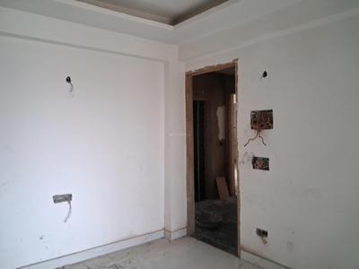 Living Room Image of 1050 Sq.ft 2 BHK Apartment / Flat for sale in Sector 101 Noida for Rs. 4200000