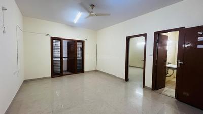 Hall Image of 1010 Sq.ft 2 BHK Apartment / Flat for rent in Halasuru Bengaluru for Rs. 36000