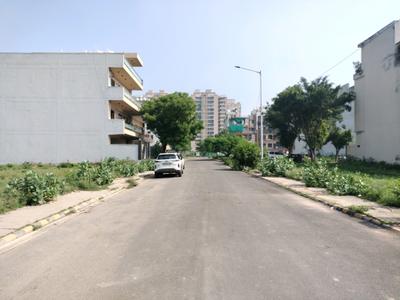 Image of 230 Sq.ft Residential Plot / Land for sale in Sector 75, Faridabad for Rs. 40000000