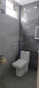 Bathroom Image of 600 Sq.ft 1 BHK Apartment / Flat for rent in Indira Nagar Bengaluru for Rs. 30000
