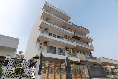 Building Image of Saunter Co-Living in Sector 51 Gurgaon in Sector 51, Gurgaon