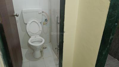 Bathroom Image of 700 Sq.ft 1 BHK Apartment / Flat for rent in Atharva Altius Drome, Kharadi Pune for Rs. 24000