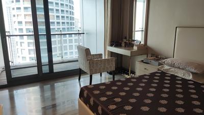 Bedroom Image of 3300 Sq.ft 4 BHK Apartment / Flat for sale in Lodha World Crest, Lower Parel Mumbai for Rs. 162500000