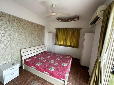 Bedroom Image of 1950 Sq.ft 3 BHK Apartment / Flat for rent in Satyam Skyline, Naranpura Ahmedabad for Rs. 38000
