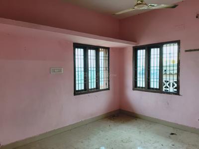 Bedroom Image of 800 Sq.ft 2 BHK Independent House for rent in Kundrathur Chennai for Rs. 13000