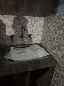 Bathroom Image of 580 Sq.ft 1 BHK Builder Floor for rent in Burari New Delhi for Rs. 5500