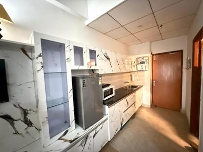 Kitchen Image of 435 Sq.ft 1 RK Apartment / Flat for rent in Paramount Golfforeste Oak &amp; Pine, Surajpur Greater Noida for Rs. 15500
