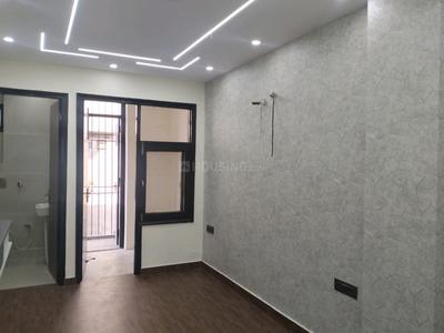 Bedroom Image of 1150 Sq.ft 3 BHK Apartment / Flat for sale in Gasta Complex, Paschim Vihar New Delhi for Rs. 13000000
