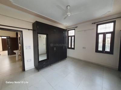 Bedroom Image of 2000 Sq.ft 3 BHK Builder Floor for rent in Sector 122 Noida for Rs. 30000