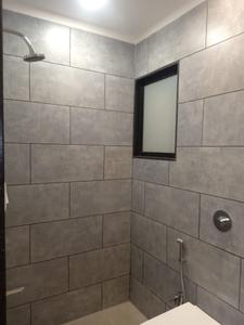 Bathroom Image of 750 Sq.ft 1 BHK Apartment / Flat for sale in Goregaon West Mumbai for Rs. 15000000