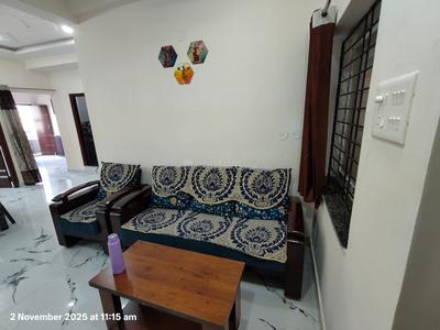 Living Room Image of 1050 Sq.ft 2 BHK Apartment / Flat for rent in Serilingampally Hyderabad for Rs. 40000