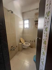Bathroom Image of 990 Sq.ft 2 BHK Apartment / Flat for rent in Science City Ahmedabad for Rs. 26000