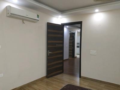Bedroom Image of 3500 Sq.ft 4 BHK Builder Floor for sale in Vikaspuri New Delhi for Rs. 64999999