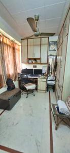 Hall Image of 1100 Sq.ft 2 BHK Apartment / Flat for sale in Himalaya Apartments, Patparganj New Delhi for Rs. 15500000
