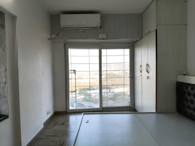 Bedroom Image of 1500 Sq.ft 2.5 BHK Apartment / Flat for rent in Monte South 1, Byculla Mumbai for Rs. 170000