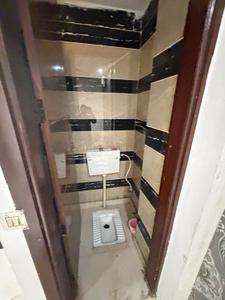 Bathroom Image of 600 Sq.ft 2 BHK Builder Floor for rent in Matiala New Delhi for Rs. 12000