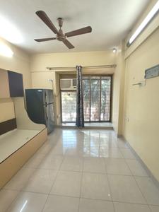 Hall Image of 950 Sq.ft 2 BHK Apartment / Flat for rent in Dahisar West Mumbai for Rs. 52000