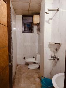 Bathroom Image of 1421 Sq.ft 3 BHK Builder Floor for rent in Indirapuram Ghaziabad for Rs. 29500