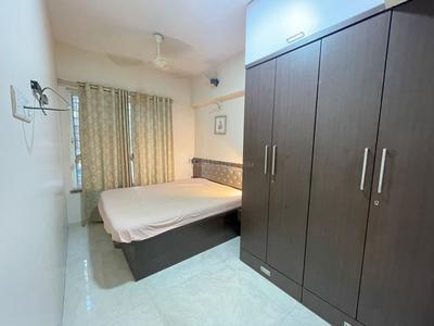 Bedroom Image of 1200 Sq.ft 3 BHK Apartment / Flat for rent in Kalpataru Magnus, Bandra East Mumbai for Rs. 250000