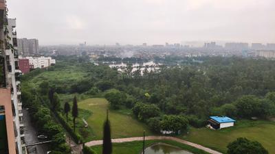 Image of 1600 Sq.ft 3 BHK Apartment / Flat for rent in Arocon Golf Ville, Crossings Republik, Ghaziabad for Rs. 25000
