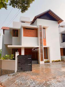 Image of 2000 Sq.ft 4 BHK Independent House for sale in Kakkanad, Kochi for Rs. 14000000