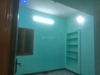 Bedroom Image of 1000 Sq.ft 3 BHK Independent House for rent in Kochadai Madurai for Rs. 17000