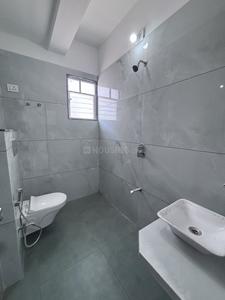 Bathroom Image of 1500 Sq.ft 3 BHK Apartment / Flat for sale in Mangalam Kriva 10, Bhayli Vadodara for Rs. 5500000