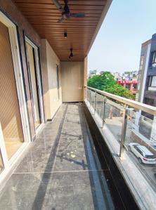 Balcony Image of 1800 Sq.ft 3 BHK Builder Floor for sale in Vikaspuri Luxury Homes, Vikaspuri New Delhi for Rs. 31500000