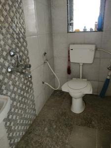 Common Bathroom Image of 461 Sq.ft 1 BHK Apartment / Flat for sale in Mulund West Mumbai for Rs. 11500000